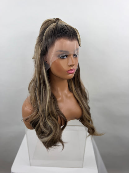 Pre-Styled Highlighted Auburn Blend