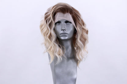 Elle- Latte Blonde