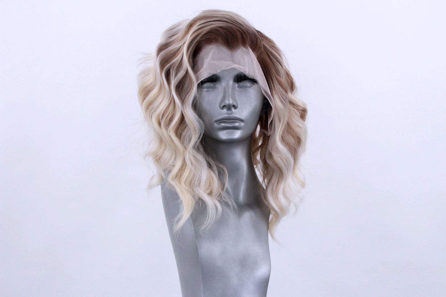 Elle- Latte Blonde