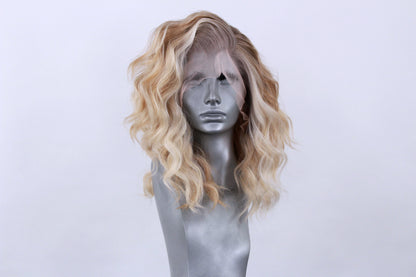 Elle- Winter Blonde