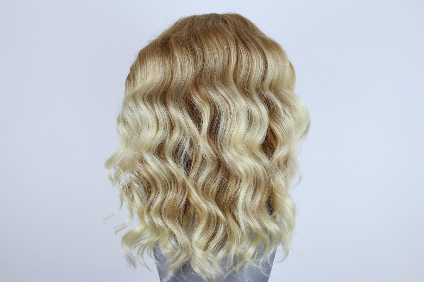 Elle- Honey Blonde Ombre