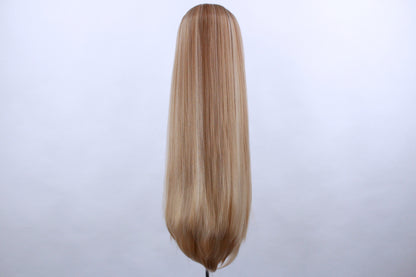 Amy- Winter Blonde